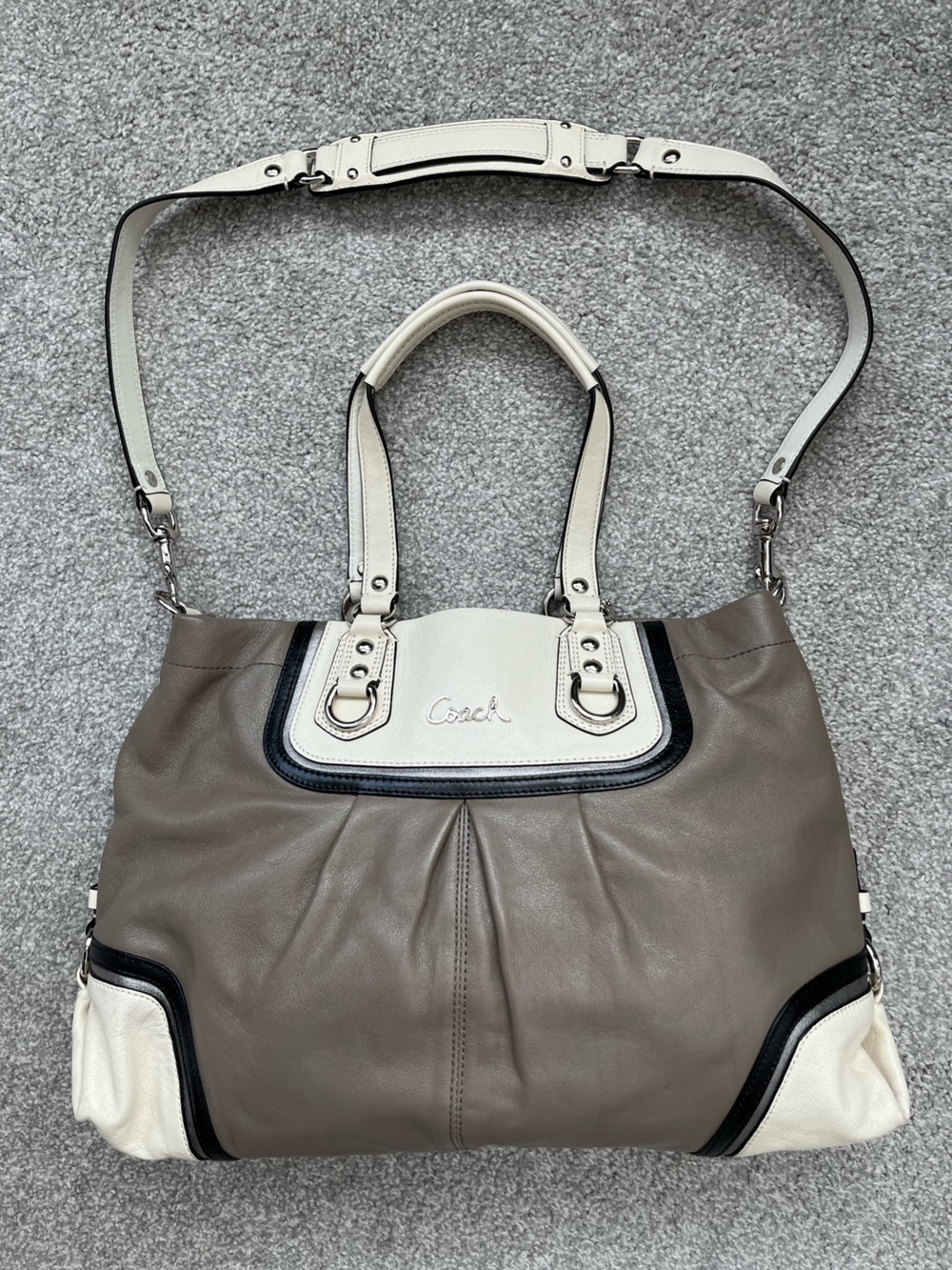 EUC Coach Ashley Carryall Taupe & Cream Leather Shoulder Bag with Extra Strap